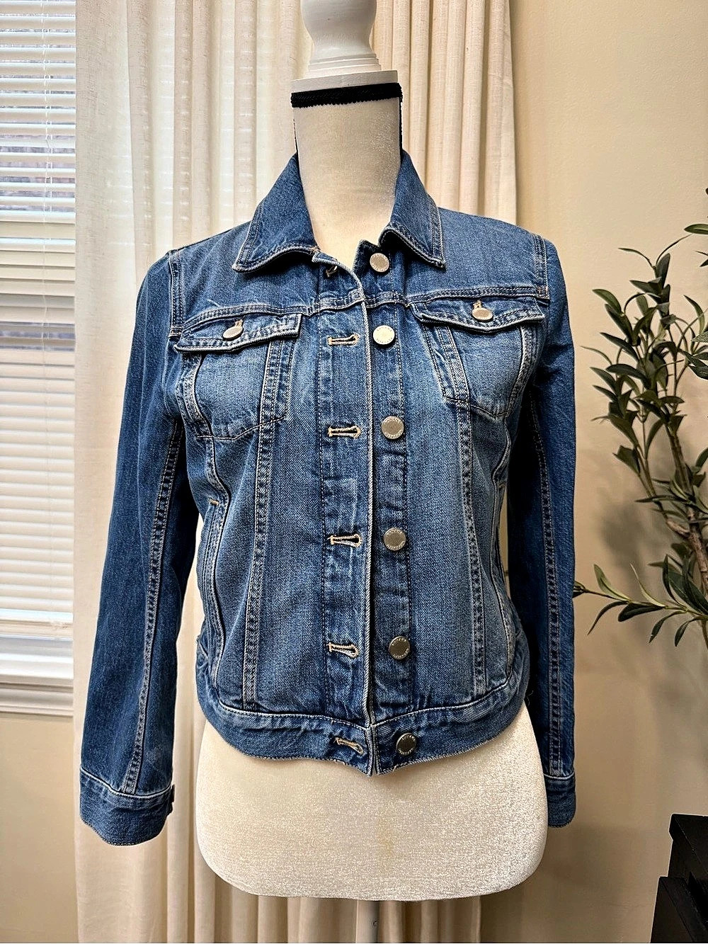 Banana Republic Women's Denim Jean Jacket SP SMALL PETITE